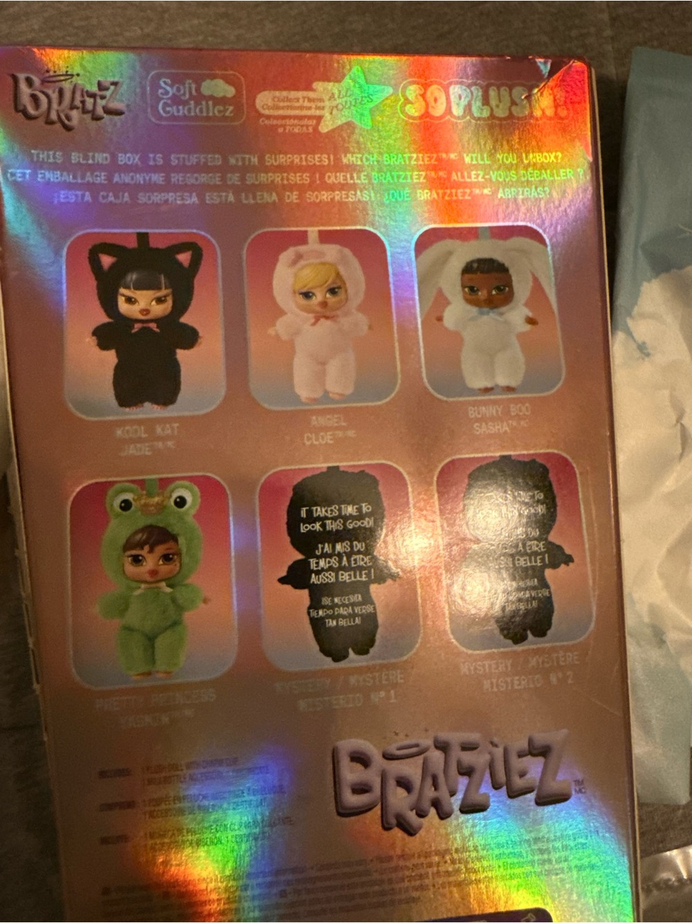 Bratzies Sasha Keychain Doll Blind Box - Picture 4 of 5